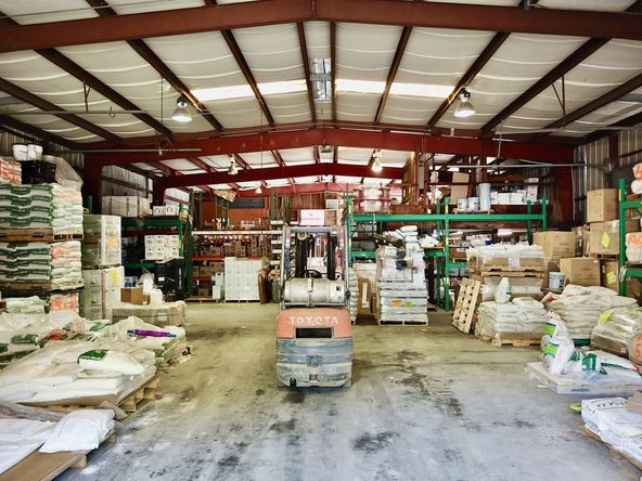 Sunstate Industrial Warehouse: 8502 Sunstate St, Tampa, FL 33634